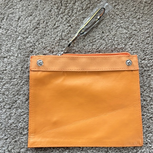 NWOT Emillie M Handbag - Picture 7 of 8